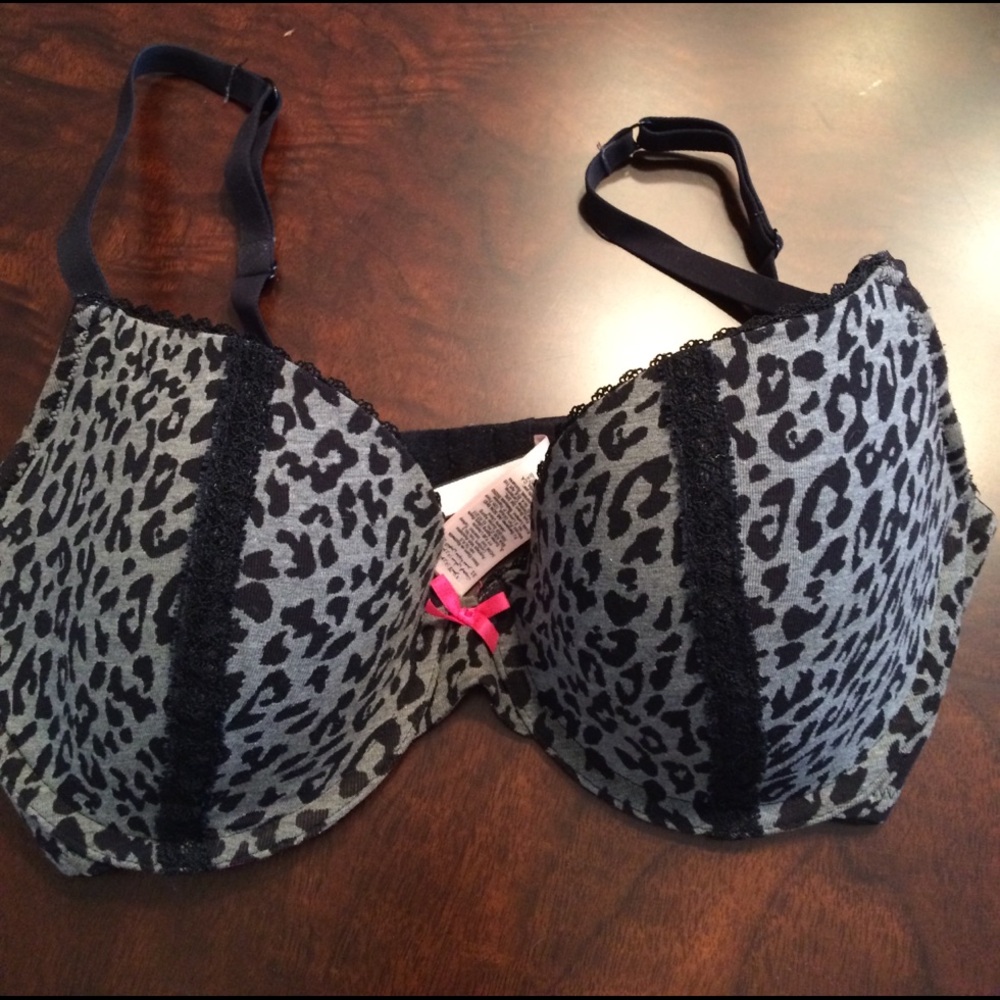 [La Senza] bra.